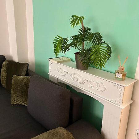 Sunny Flat In Center Of Prague Apartment Bagian luar foto